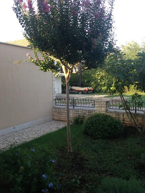 Apartments Villa Kristina Pula Luaran gambar