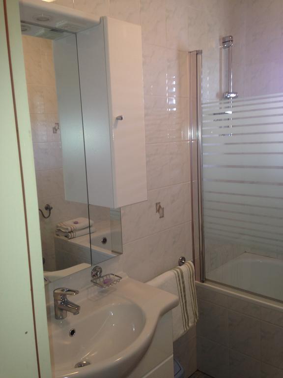 Apartments Villa Kristina Pula Bilik gambar